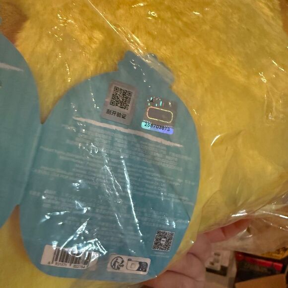 Pop Mart Sponge Bob Yellow 2 Way Backpack NWT main image 9